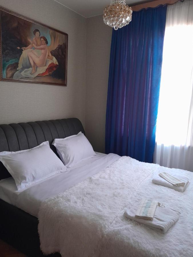 Belas House With Terrace 쿠타이시 외부 사진