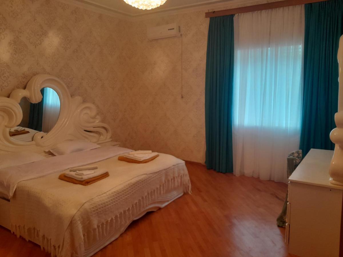 Belas House With Terrace 쿠타이시 외부 사진