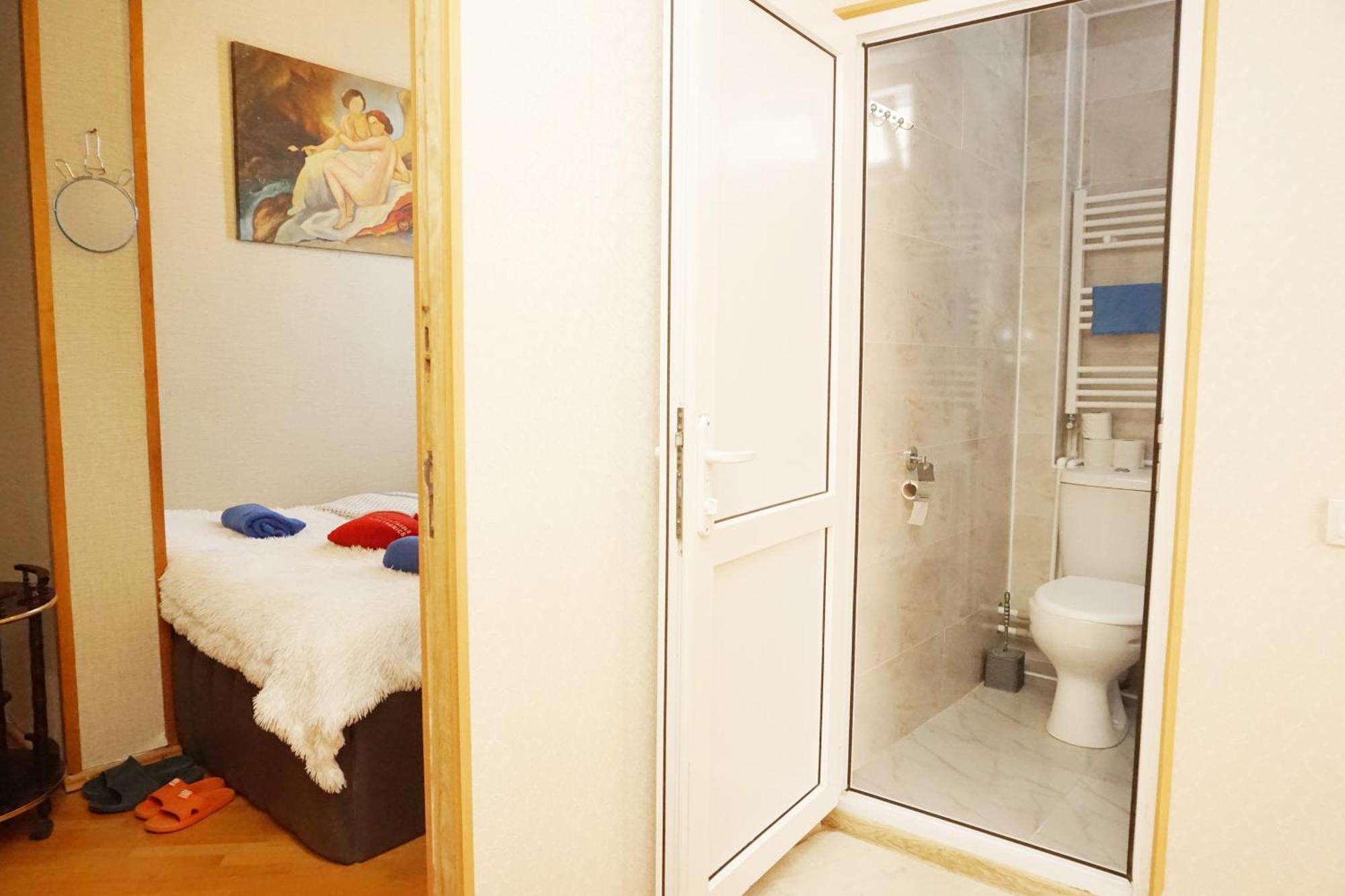 Belas House With Terrace 쿠타이시 외부 사진