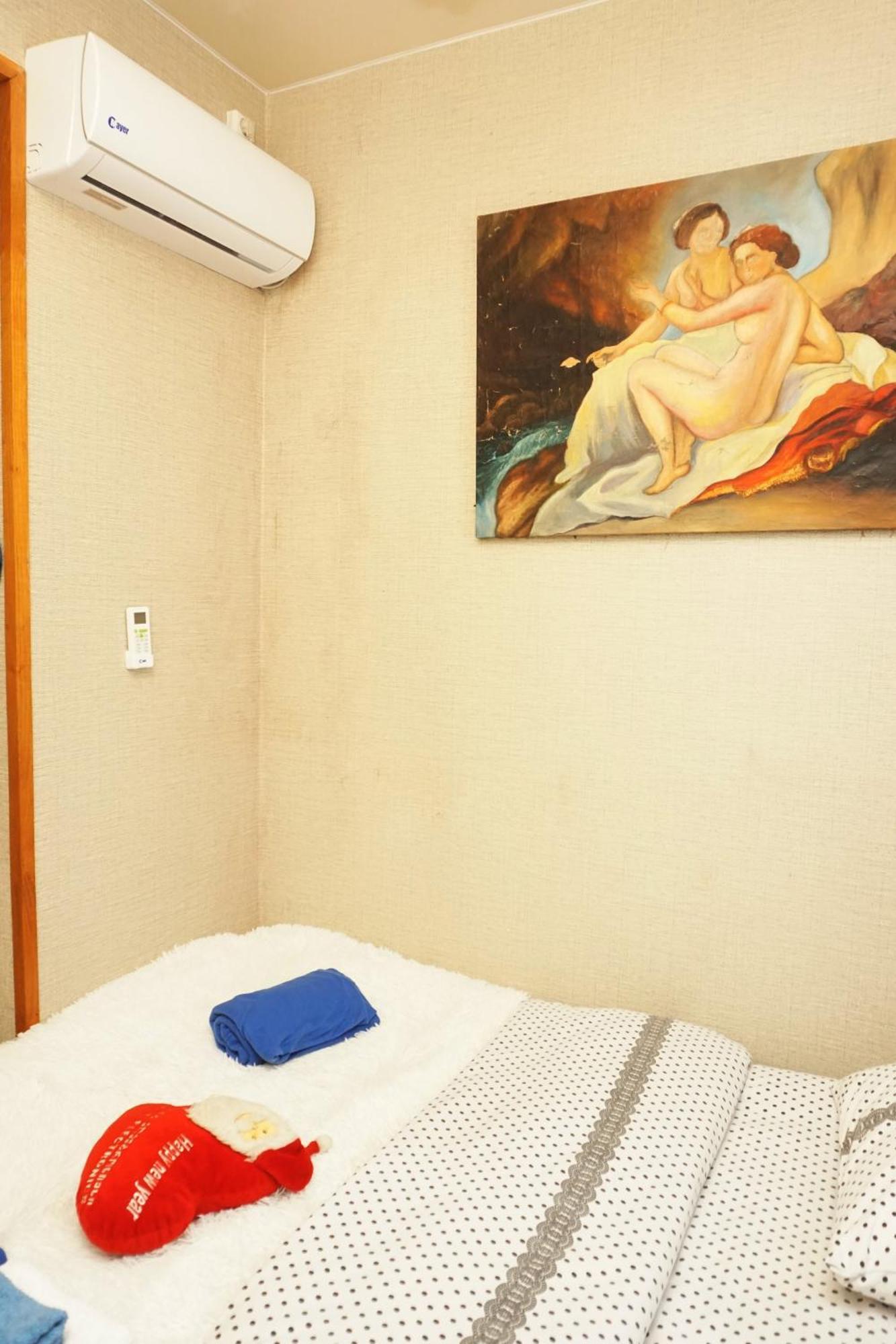 Belas House With Terrace 쿠타이시 외부 사진